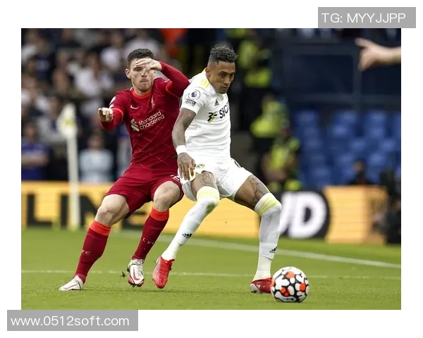 利物浦与利兹联精彩对决重播回顾赛场瞬间与精彩进球分析